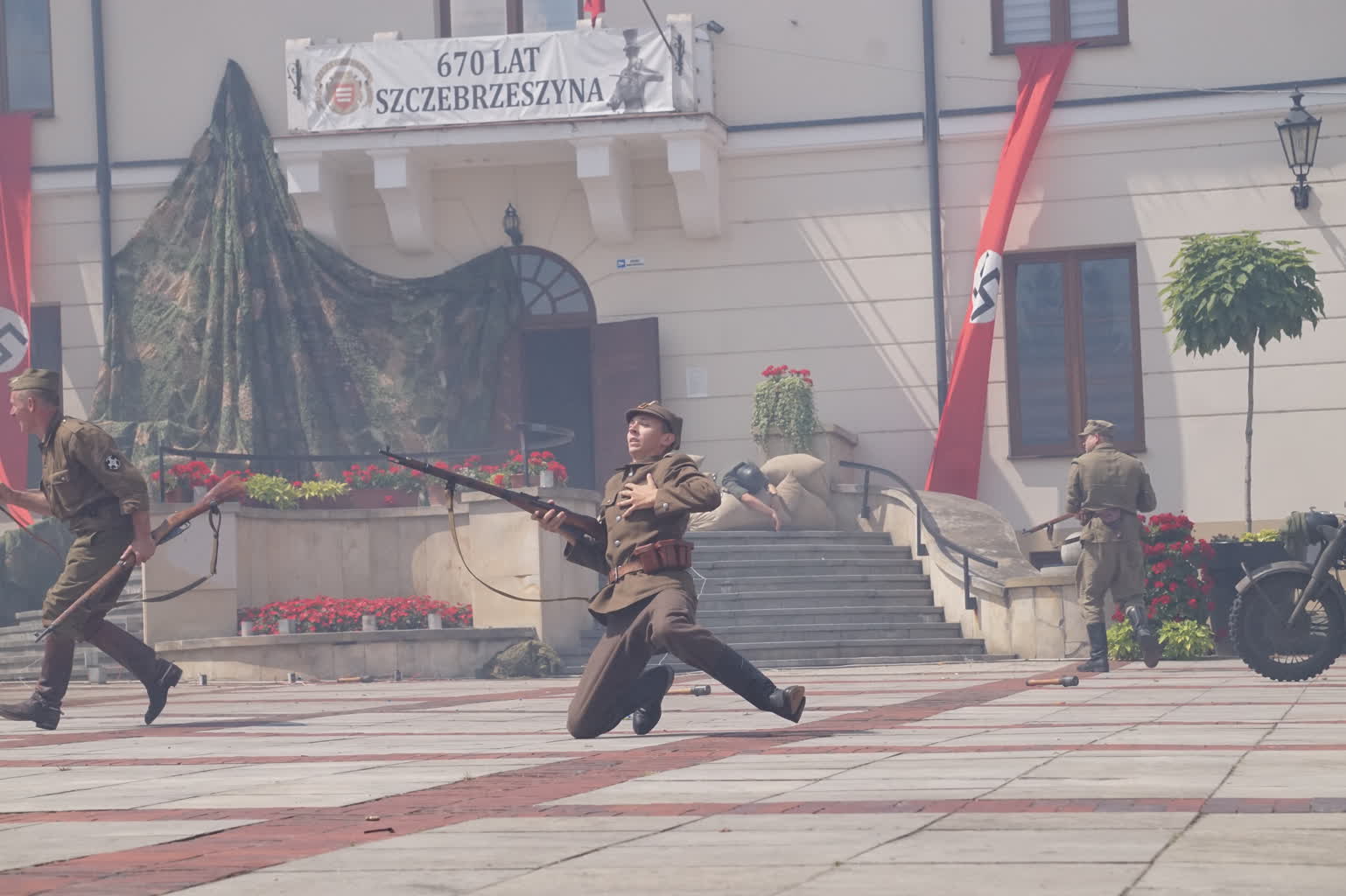 „Podkowa” znów wyzwoli Szczebrzeszyn. Inscenizacja w historyczną rocznicę 2 szczebrzeszyn1.jpg