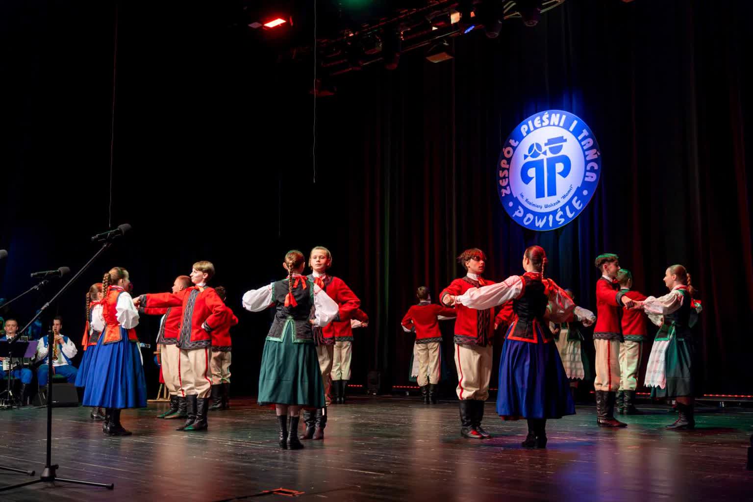 Folklor w dziecięcym wydaniu. Rozpoczyna się międzynarodowy festiwal w Puławach 3 453766906_786000690363787_5400869400495204553_n.jpg