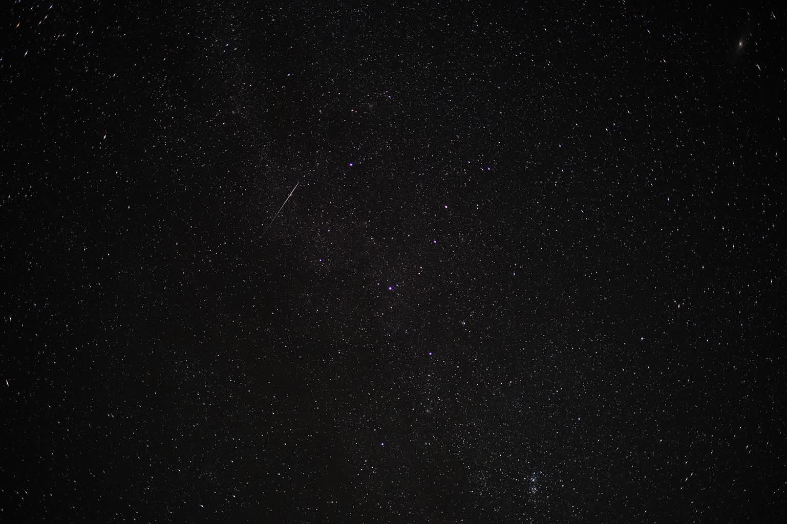 Przed nami noc spadających gwiazd. Jaka będzie pogoda? 2 meteor-5515383_1280.jpg