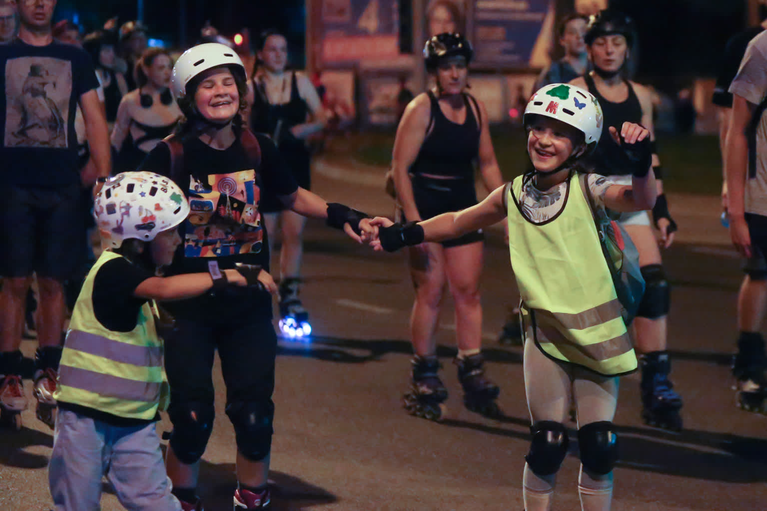 Nocny wiatr we włosach, czyli rolkarze na ulicach Lublina 2 rolki 2.jpg