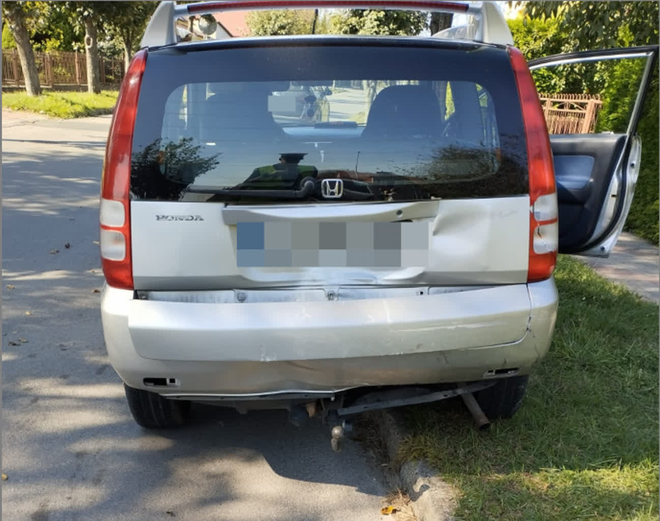 Sprawca gonił poszkodowanego. Okazało się, że ten też ma coś na sumieniu 2 359-251012.png