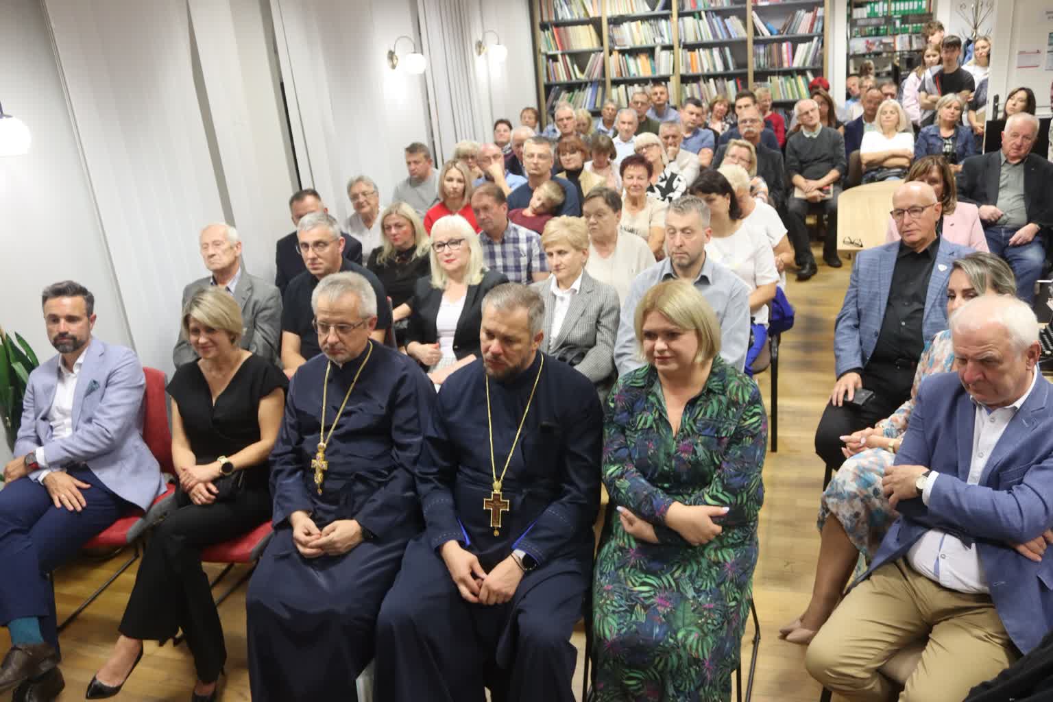 Prawosławie na przedwojennym Podlasiu. Spotkanie autorskie w Białej Podlaskiej 3 461425577_955470289957122_309721962581876121_n.jpg