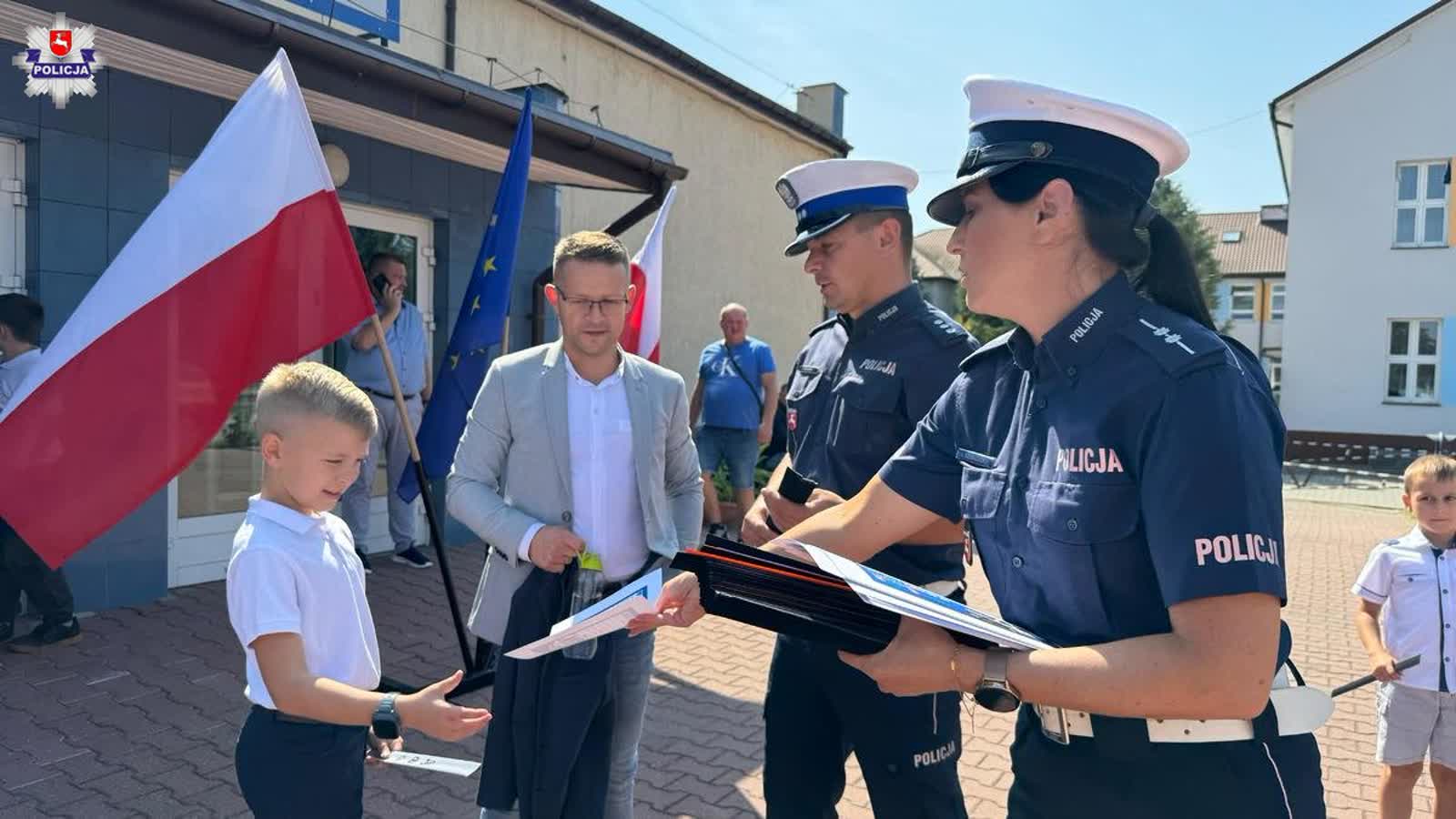 Dzieci poszły do szkoły. Zadbajmy, żeby bezpiecznie wróciły 3 68-249537.jpg