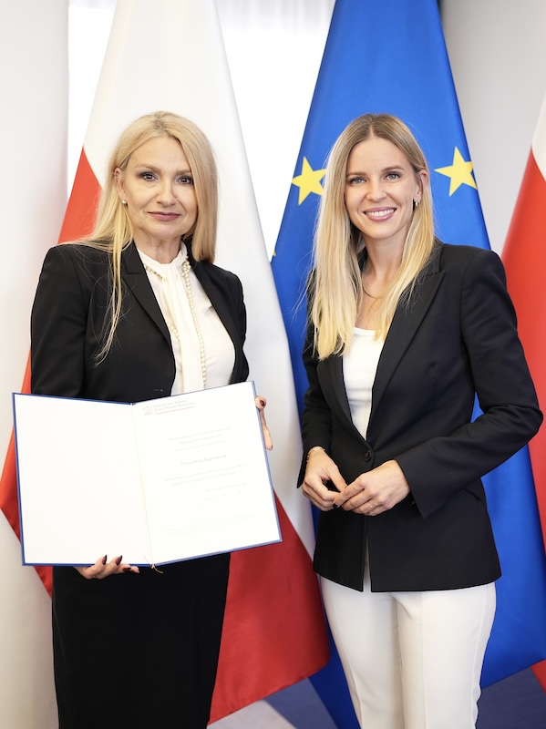 Anna Augustyniak powołana w skład Rady ds. Polityki Rodzinnej i Demograficznej 2 Anna Augustyniak w Radzie ds. Polityki Rodzinnej i Demograficznej przy Ministerstwie Rodziny, Pracy i Polityki Społecznej_1.jpeg