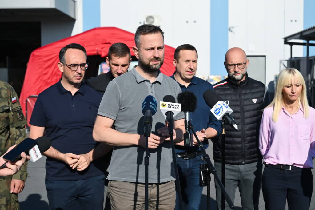 mid 24922064 2024 09 22 141419