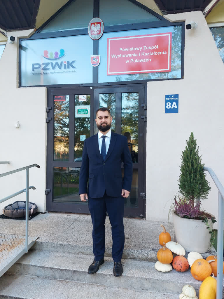 Zjednoczeni pod sztandarem. Uroczystość w puławskiej placówce 2 20241010_075453.jpg