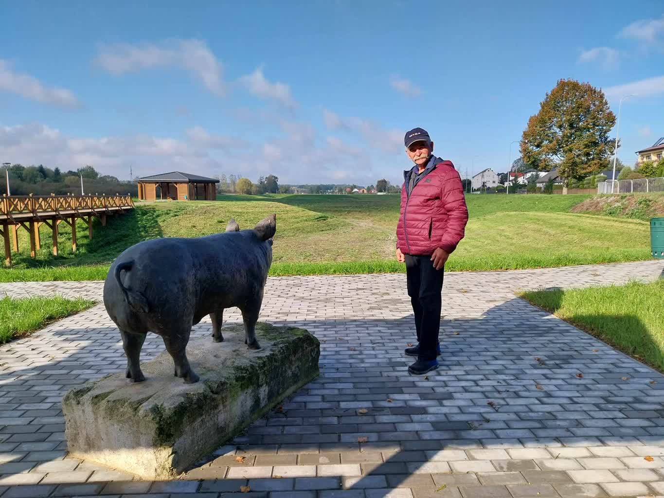 Jest wszystko oprócz... wody. Mieszkańcy czekają na powrót Wieprzowego Jeziorka 2 462576298_1602356067332706_9079841023793999834_n.jpg