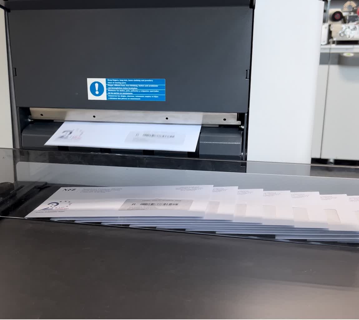 Z Chełma dla mieszkańców całej Polski. Centrum Usług Wspólnych NFZ ma 5 lat 2 Koperty.jpg