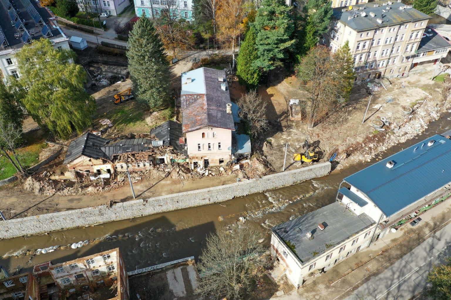 W środę koniec stanu klęski żywiołowej wprowadzonego w związku z powodzią 3 mid-24a14334.jpg