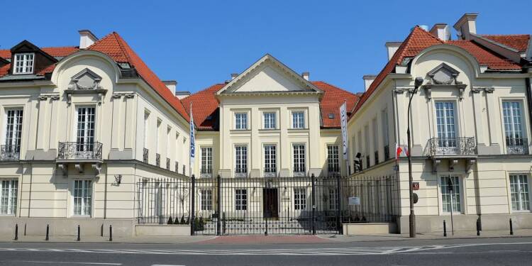 mlodziejowski palace in warsaw 2024 10 05 192809