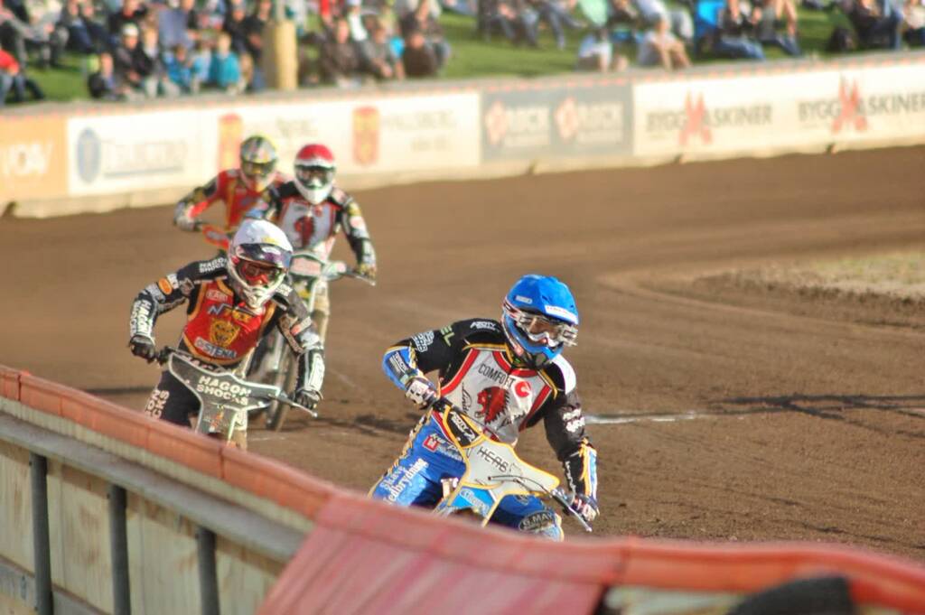 speedway 5359580 1280 2024 10 01 084625