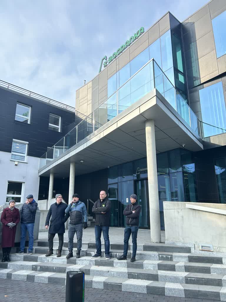 "Masówka" przed Bogdanką. Górnicy boją się o swoją przyszłość 2 462644486_1088557676006233_3060254087557710103_n.jpg