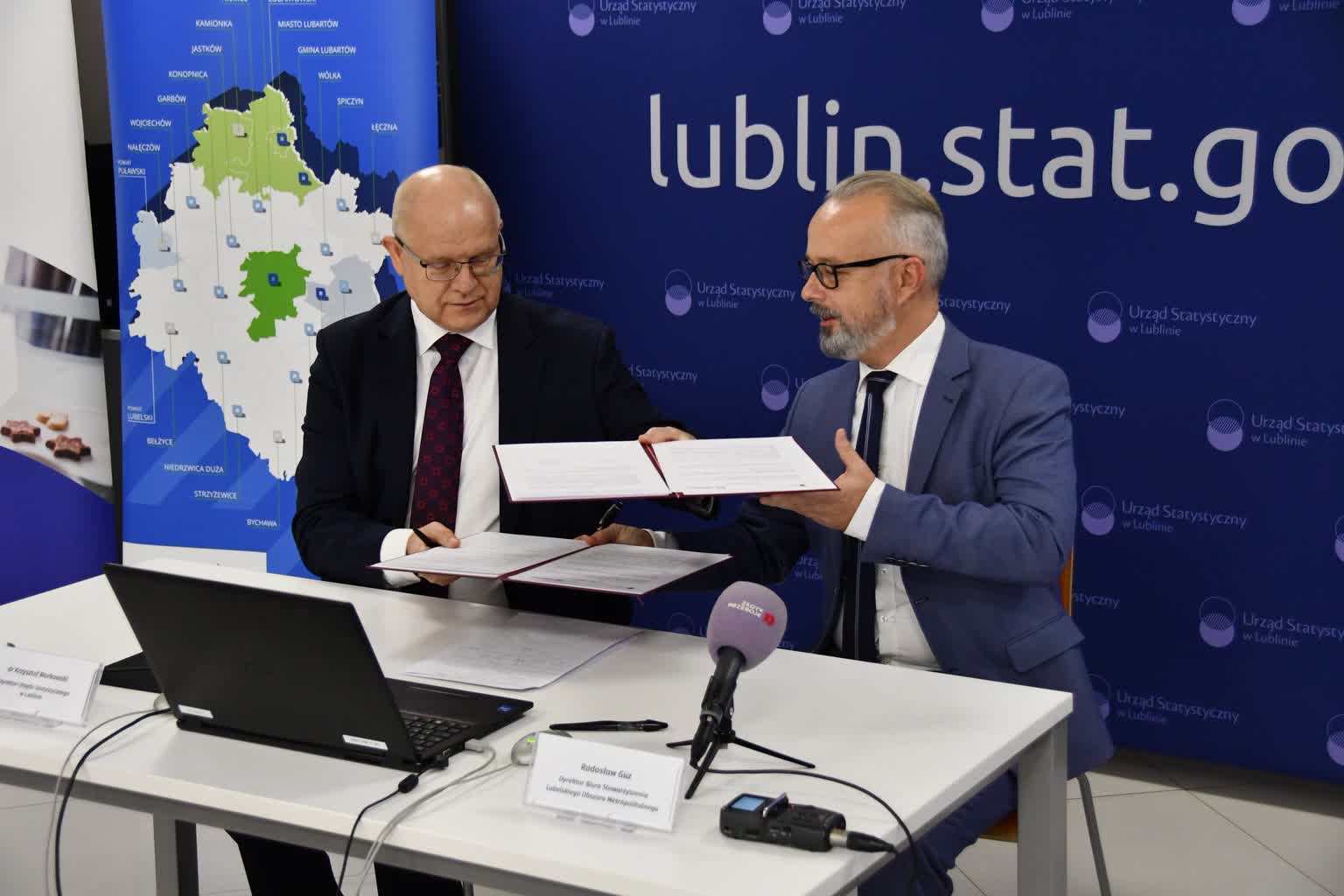 Korzyści dla obydwu stron. Urząd Statystyczny w Lublinie nawiązał nową współpracę 2 465110097_859542416357159_6990083134675861_n.jpg
