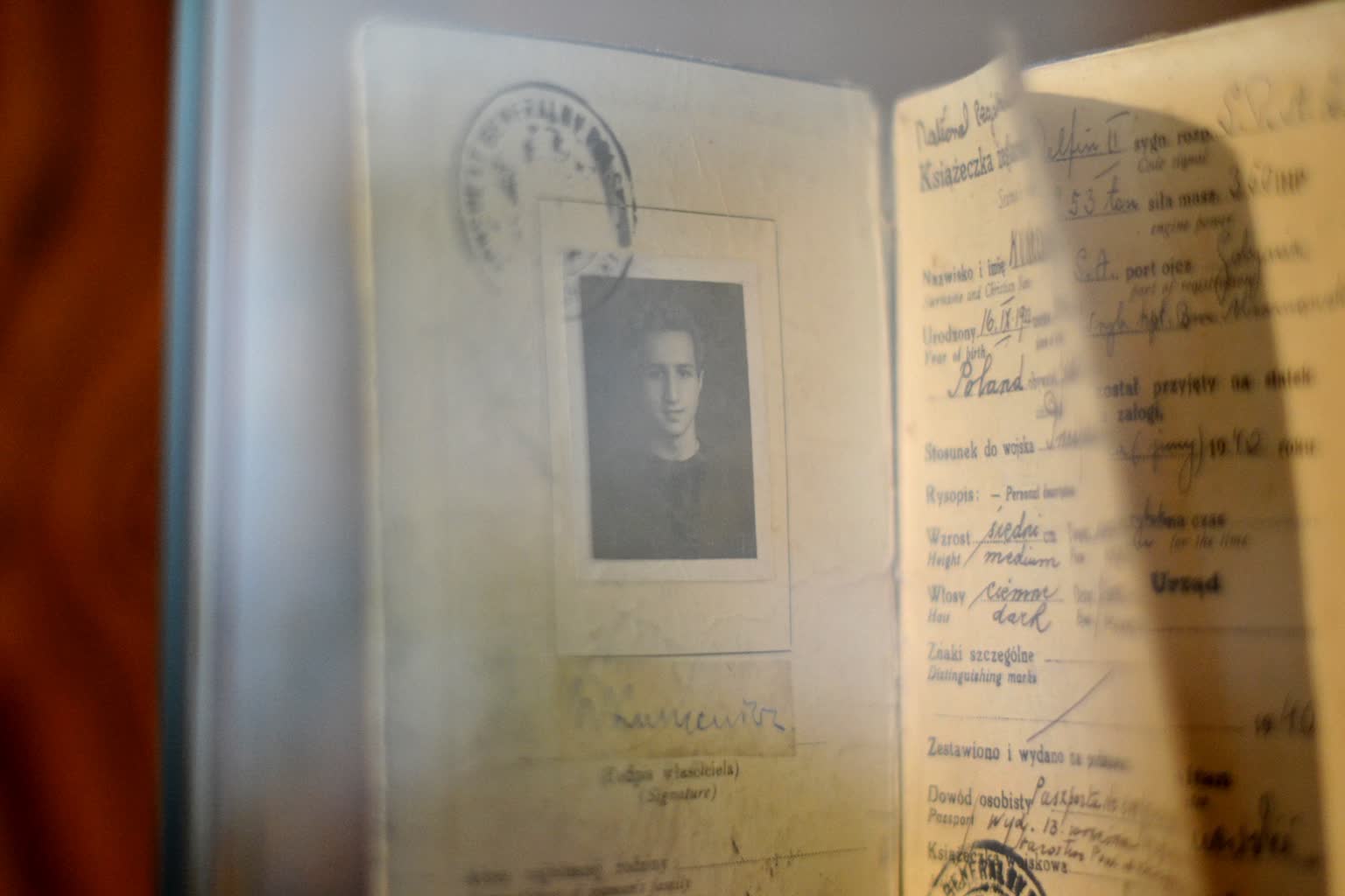 Rodzinne pamiątki Kuncewiczów w Kazimierzu Dolnym. Wystawa już gotowa 2 466948058_971216195027596_9182311633734147888_n.jpg