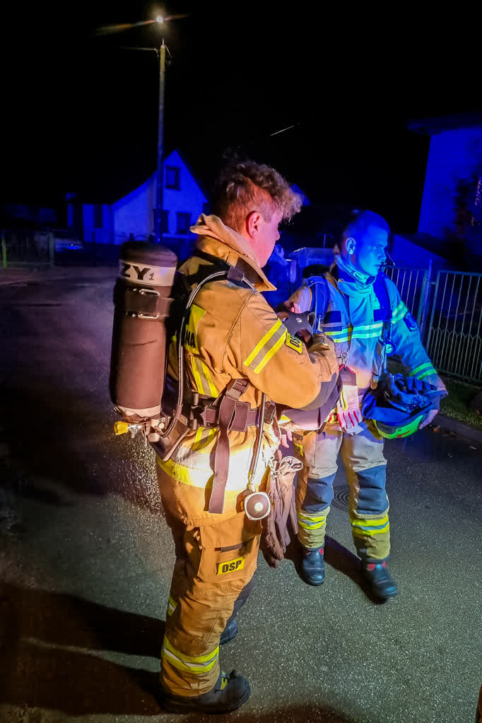 Zatrucie tlenkiem węgla w Markuszowie. Seniorka trafiła do szpitala 2 467313041_962646729228027_1017109890686103094_n.jpg