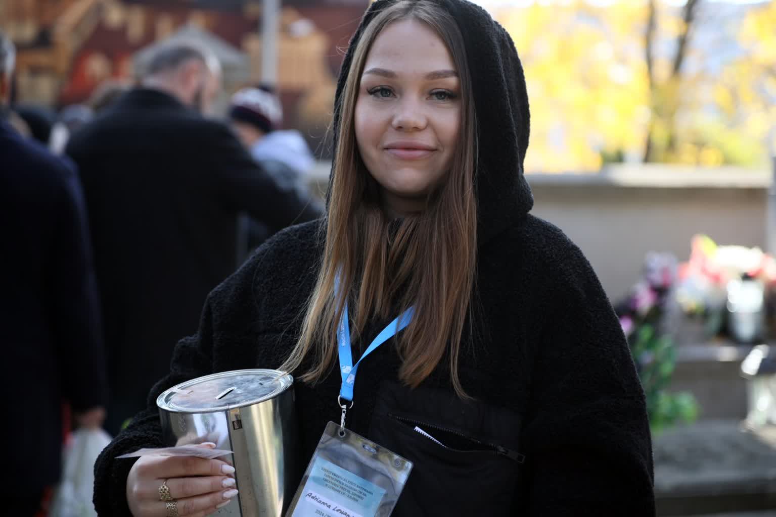 Kwesta na rzecz renowacji zabytkowych nagrobków. Znamy pierwsze wyniki 2 pm_WOLONTARIUSZE-011124-014.jpg