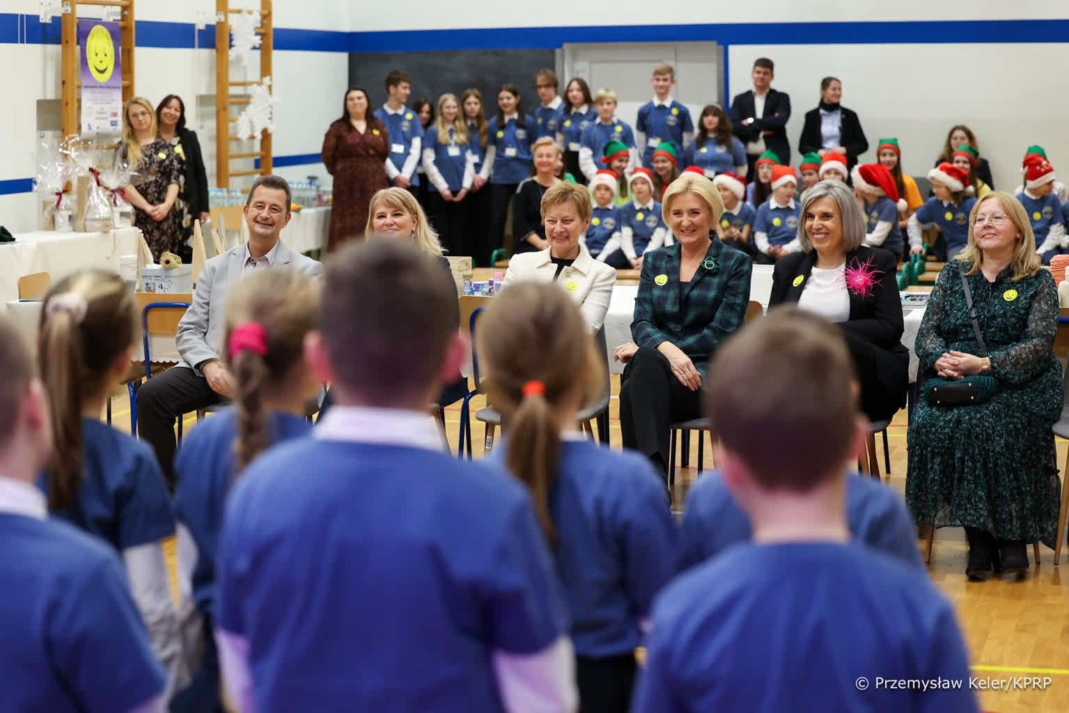 Pierwsza dama spotkała się z wolontariuszami akcji PDPZ 4 013_Agata_Kornhauser_Duda_akcja_charytatywna_Pomoz_Dzieciom_Przetrwac_Zime_2024_20241209_PK2_4402.jpg