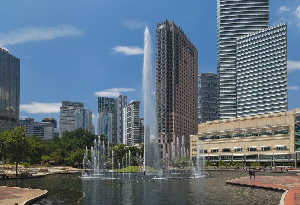 2016 kuala lumpur park klcc fontanna na jeziorze symphony 05 2024 12 04 123930
