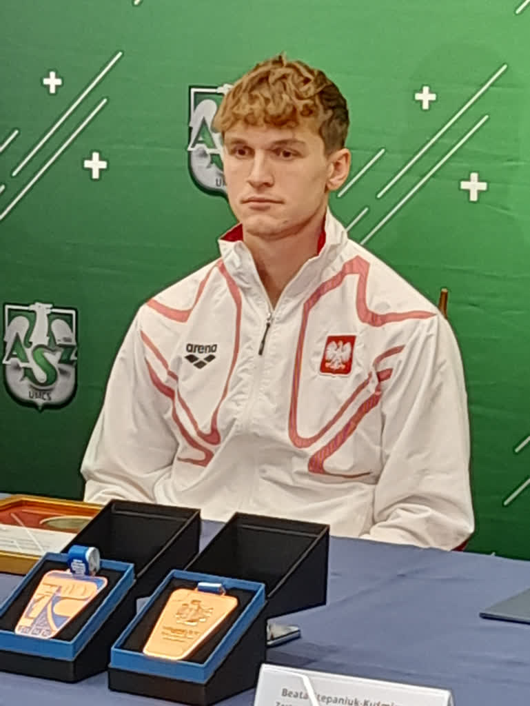 Gratulacje dla medalisty. Kacper Stokowski w Lublinie 3 20241217_095604.jpg