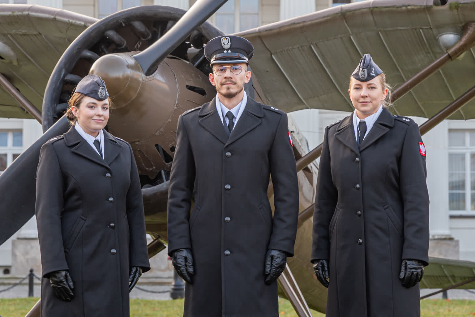 "To realizacja marzeń". Nowi oficerowie ze "Szkoły Orląt" 2 469450345_990919916399166_357591087664041926_n.jpg