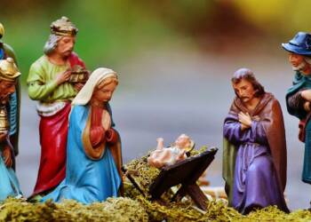 christmas crib figures 1060016 1280 2024 12 21 123506