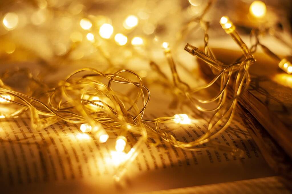 fairy lights 6611595 1280 2024 12 06 061701