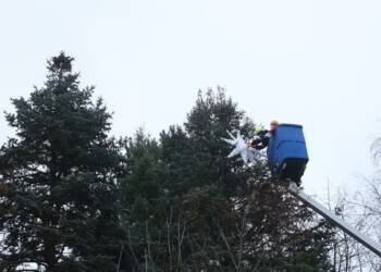 pm choinka 121224 018 2024 12 12 171257