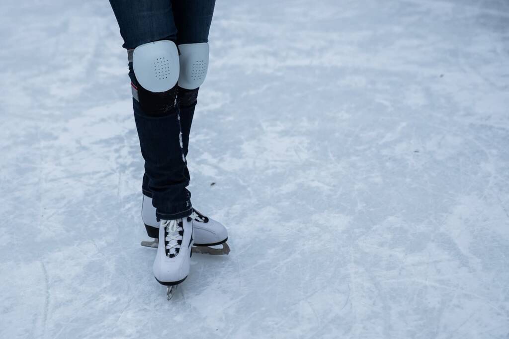 skating boots 6657330 1280 2024 12 02 161722