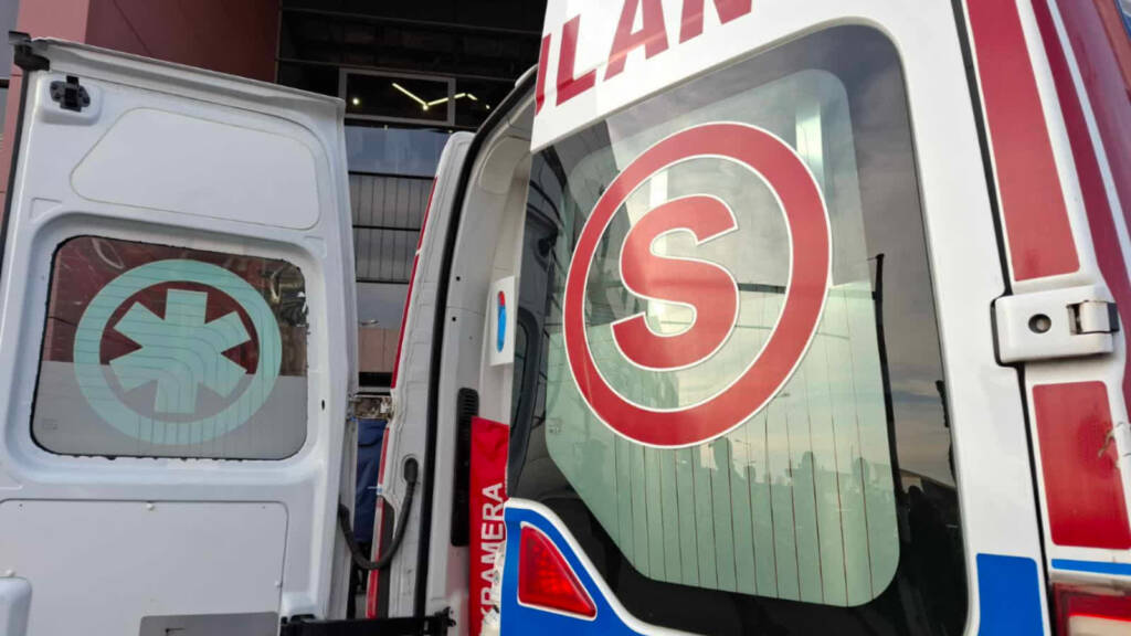 ambulans 2 2025 01 26 175000