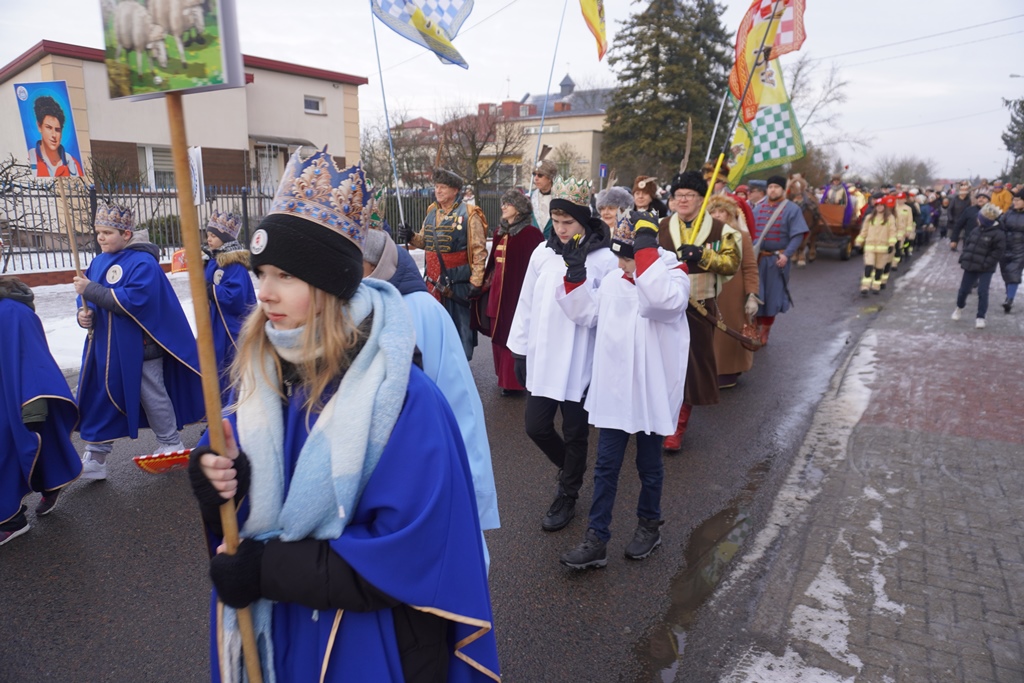 Integracja wiernych. Orszak Trzech Króli w Białej Podlaskiej 3 DSC01197.JPG