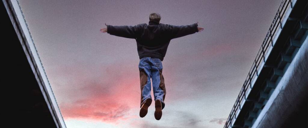 Mata zaskoczył wydając podwójny singiel 1 image processing20250120 9 2no5pd 2025 01 21 113158