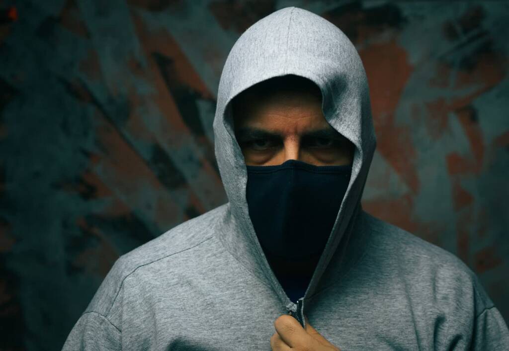 man 5986267 1280 2025 01 16 191009