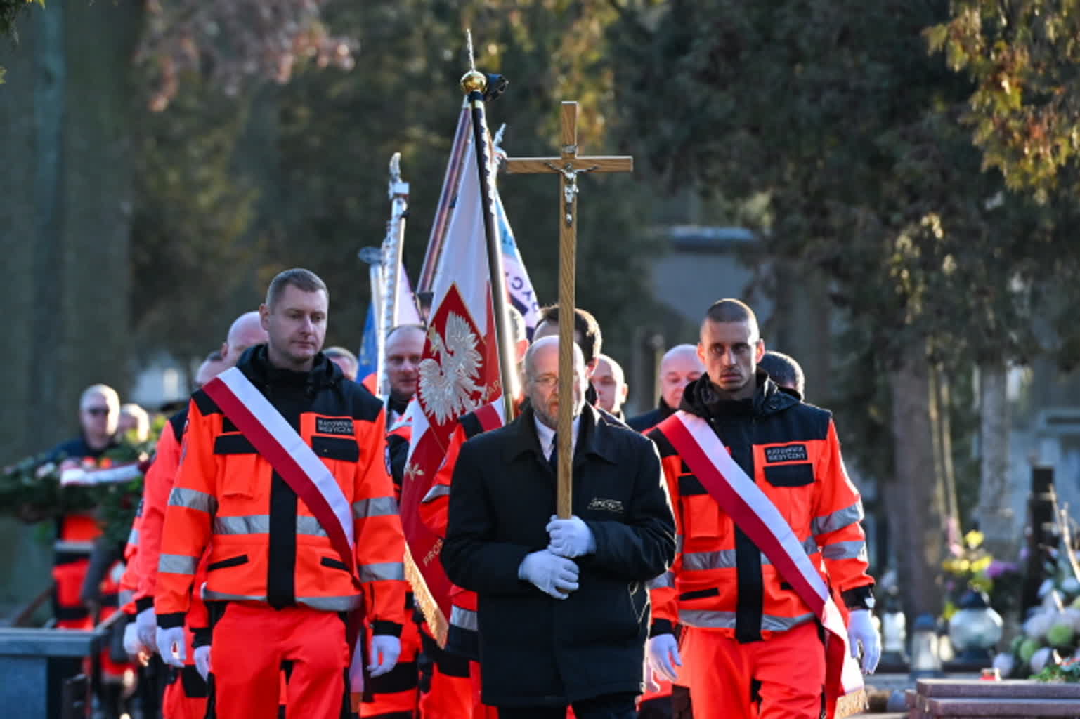 „Oddał życie pięknej służbie”. Pożegnanie tragicznie zmarłego ratownika medycznego 2 net-25130561.jpg