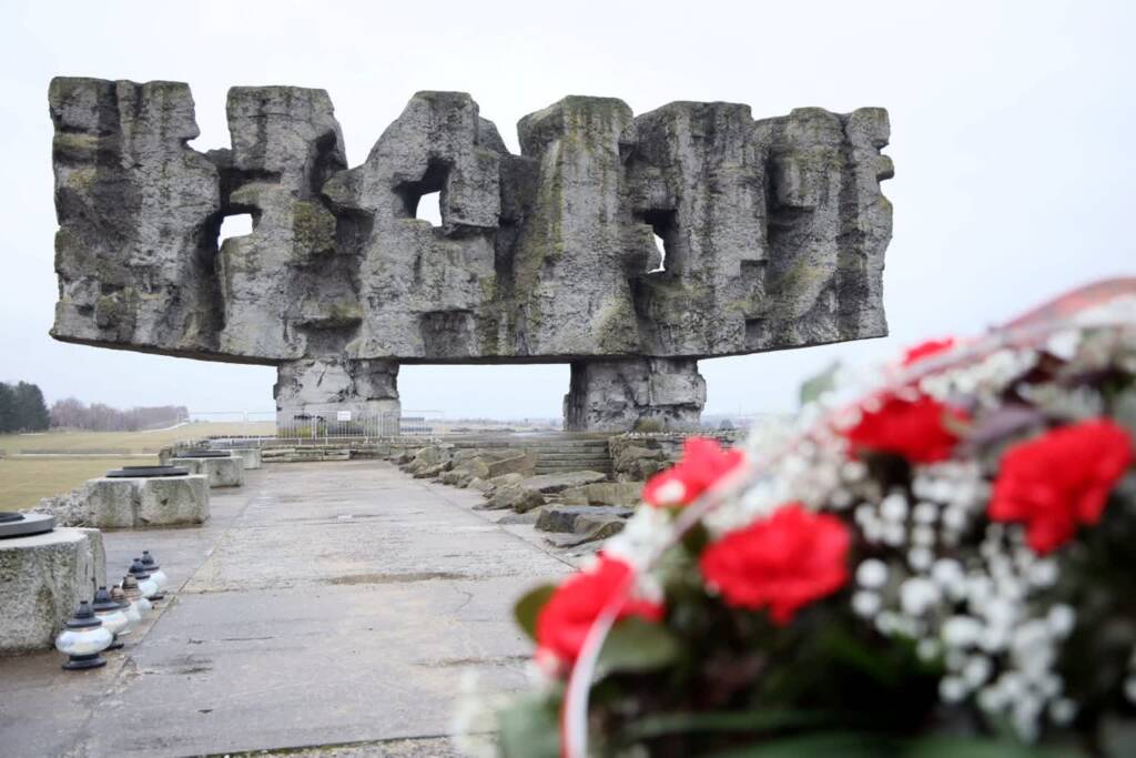 pm majdanek 270124 008 2024 01 27 145753 2025 01 27 061835