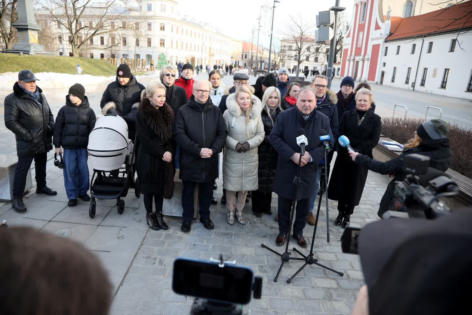 W Lublinie ruszyła zbiórka podpisów poparcia dla Rafała Trzaskowskiego 4 pm_PO-180125-011.jpg