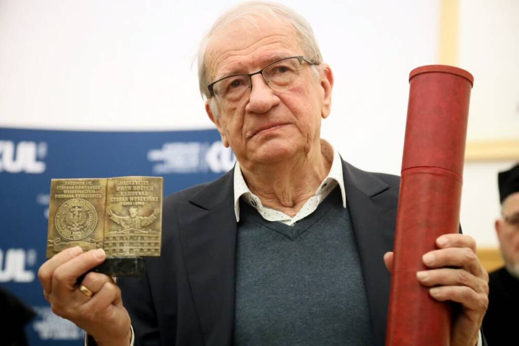 Wręczenie Nagrody im. Kardynała Wyszyńskiego prof. Wojciechowi Roszkowskiemu 1 pm roszkowski 250125 021 2025 01 25 160339