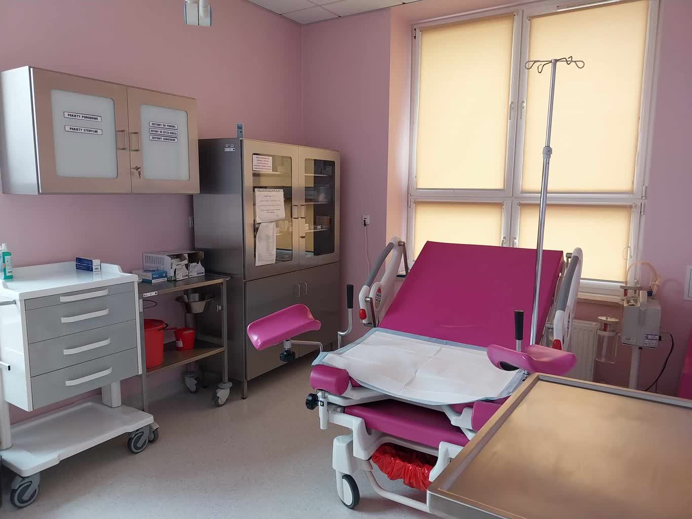 Tam „rodzą po ludzku". Hrubieszowski szpital przyjazny dla pacjentek 3 421135034_781492257124379_4075514290677079383_n-2024-01-23-181439.jpg