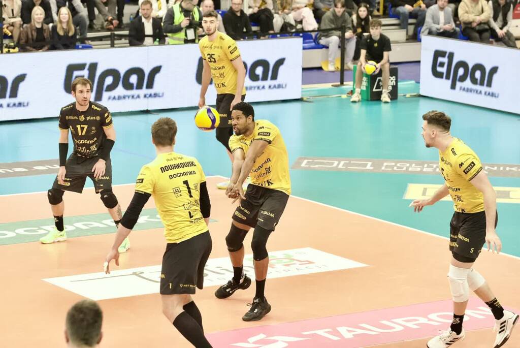 6k3d3093 2025 02 08 001906