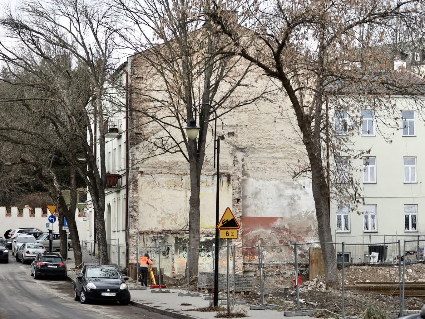 Prokuratura wszczęła śledztwo w sprawie kamienicy przy Farbiarskiej 2 IMG_3509.jpeg