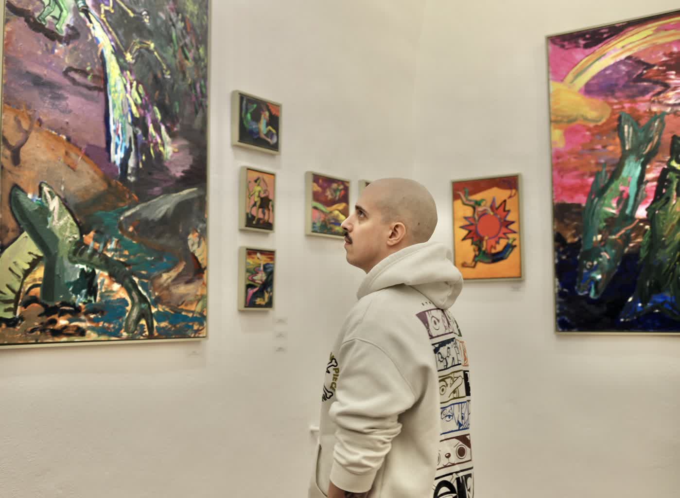 „Znak zodiaku nakłania nas do patrzenia na niebo w metaforyczny sposób”. Wernisaż wystawy Laury Gutowskiej 2 IMG_6477.jpeg