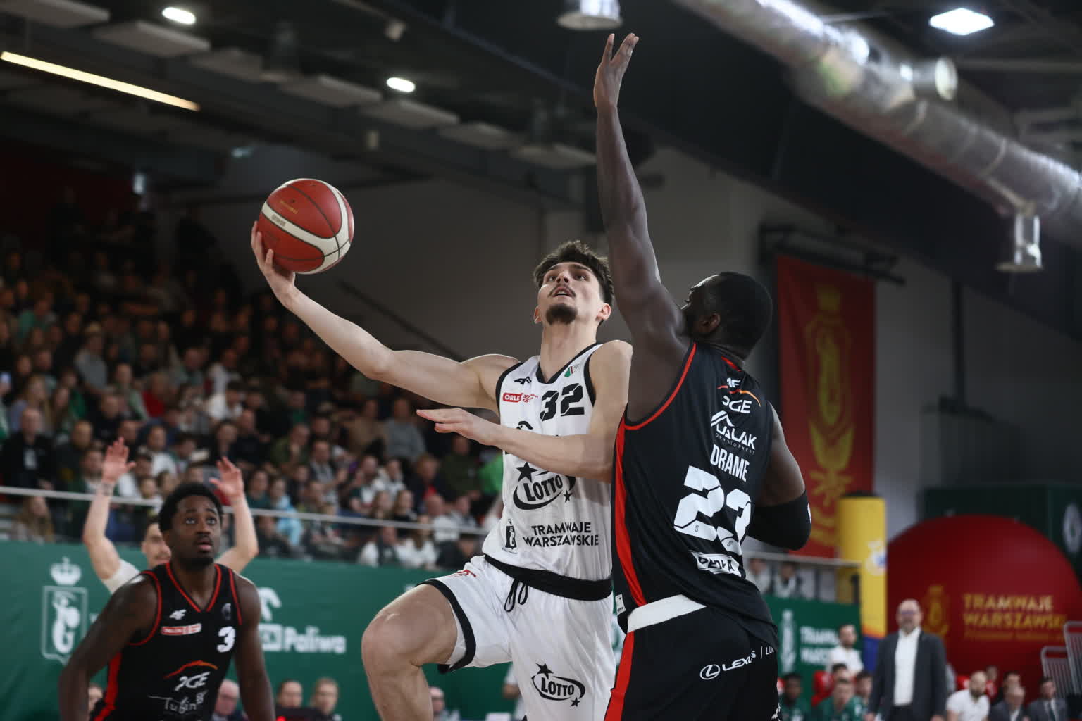 Warszawa pokonana! Koszykarze Startu Lublin wracają z dwoma punktami 2 mid-25202238.jpg