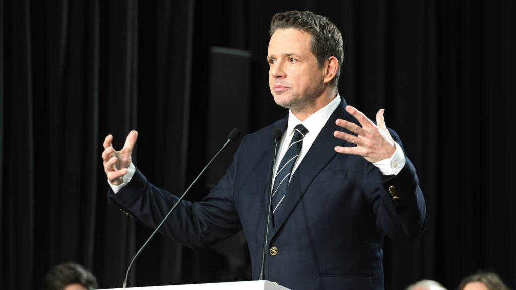 mid 25213407 2025 02 13 193042