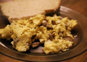 scrambled eggs 6012677 1280 2025 02 14 104814