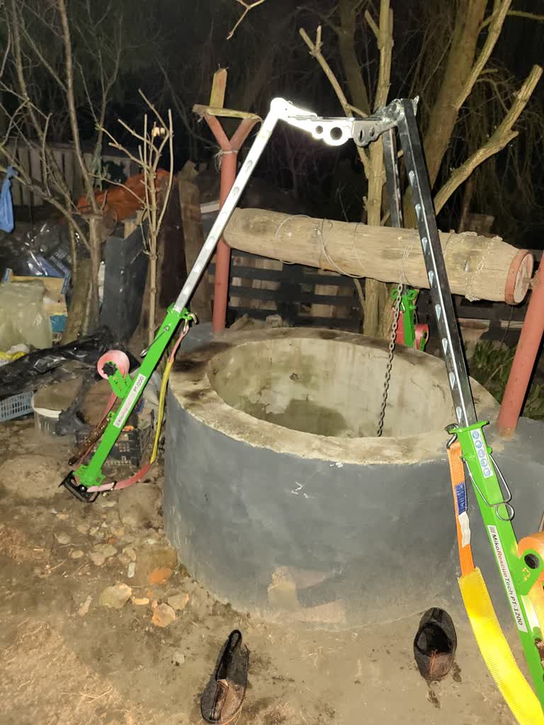 Strażacy uratowali 70-latka, który wpadł do studni 3 487505340_1092802176206982_6478893425958976431_n.jpg