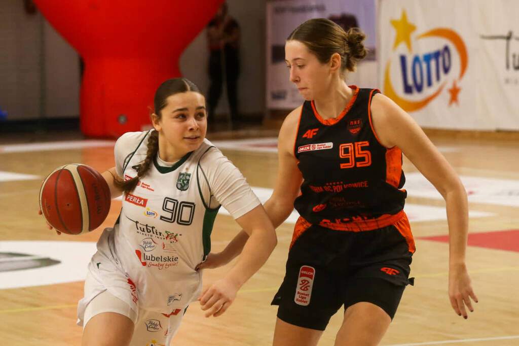 azs1 2025 03 02 225706