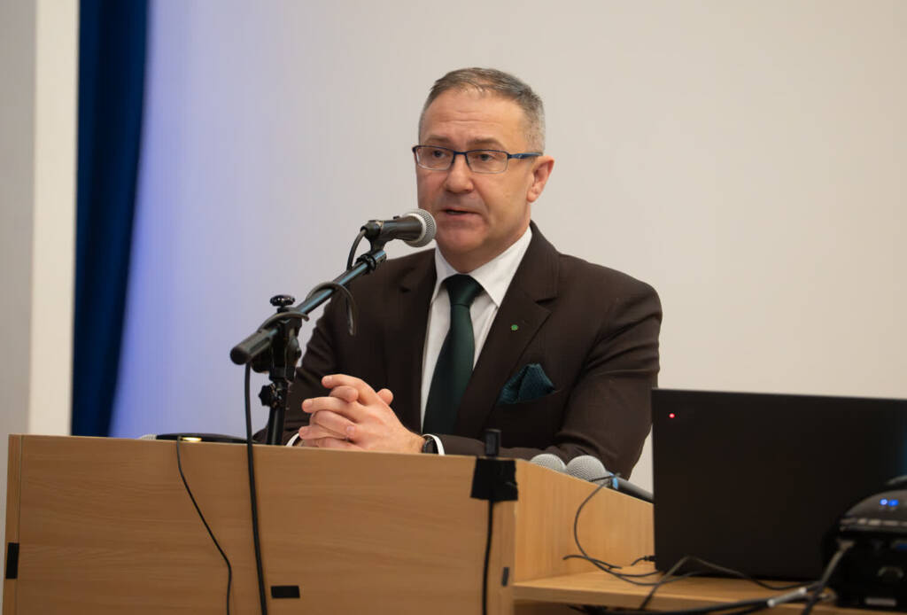 Konferencja „Zarządzanie strategiczne procesem udzielania zamówień” 1 dsc 6505 poprawione szum 2025 03 14 180249