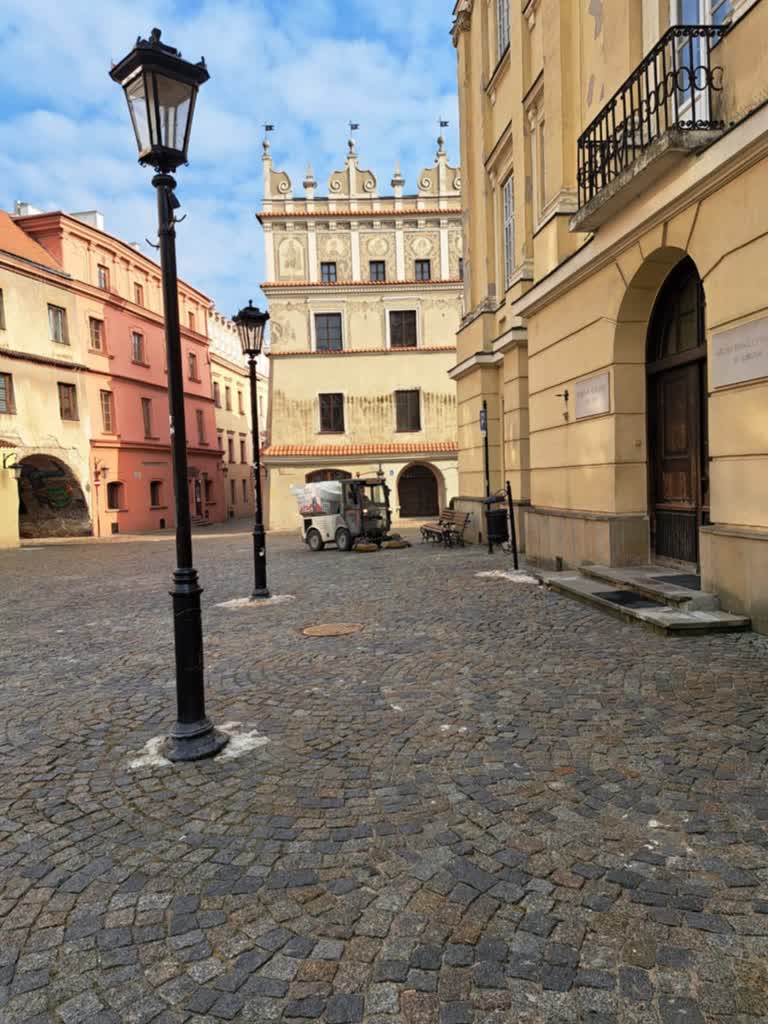 Sprzątają po zimie. Lublin ma odzyskać blask 2 fot 2_ ZDiTM.jpg