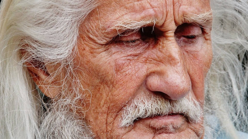 man 103041 1280 2025 03 09 073014