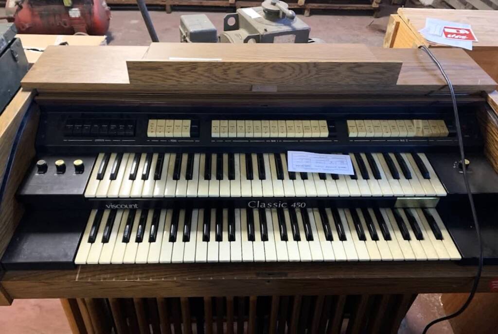 poz.70 organy elektroniczne viscount cd450 2025 03 18 070926