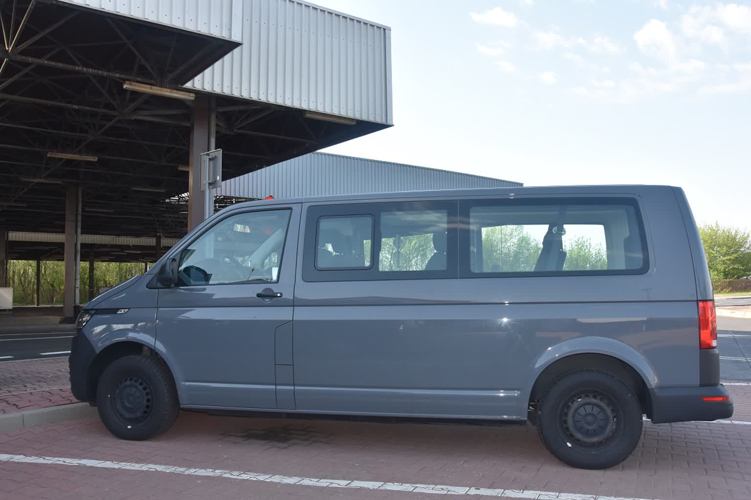 Nadbużańscy funkcjonariusze odzyskali poszukiwane auto 2 12-310541.jpg